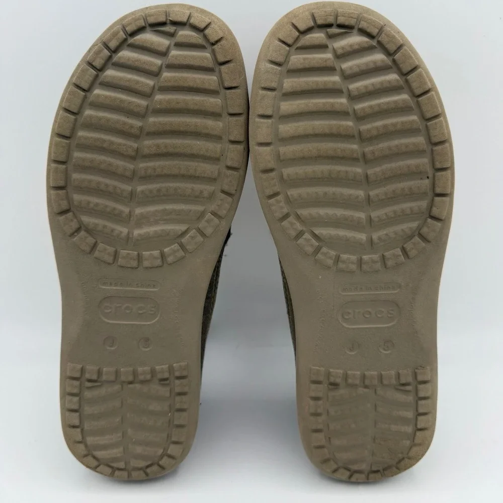 Unisex Youth Big Kids Crocs Santa Cruz II Brown Khaki Slip-On Loafers Size‎ J 5